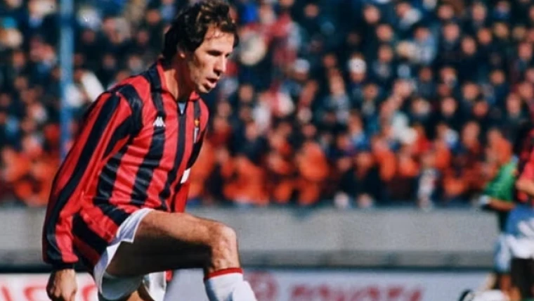 Milan, l’omaggio più dolce a Baresi dall’Australia: Amorim e Gabbia davanti al murale del Capitano