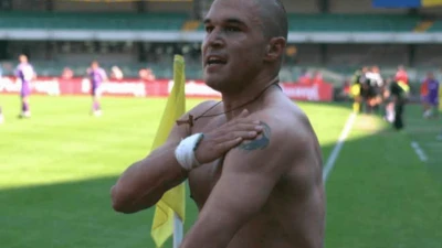 Pescara, ufficiale l'arrivo del bulgaro Valeri Bojinov