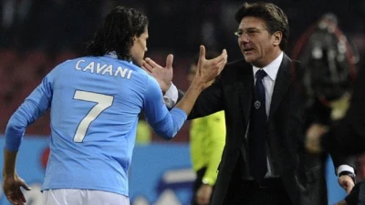 LA DOMENICA DELL'EX - Dezi-Cavani gol, vince David Lopez, pari nel derby per Gargano. Volano Mazzarri, Pecchia e Benitez