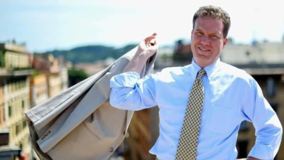 Il nuovo portavoce del Papa piace ai napoletani: "La Juve non mi è simpatica"
