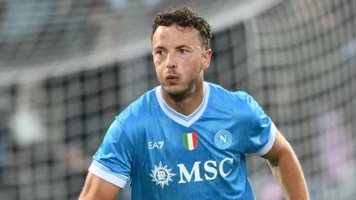 Napoli, Rrahmani promuove Allegri: "Trasmette positività". E sul Napoli svela: "Lavoriamo sulla difesa a quattro"