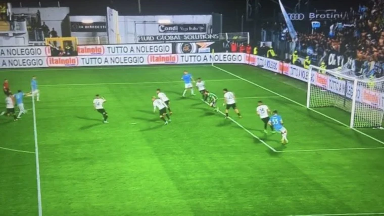 Juventus, l'ex arbitro Maggiani nell'organigramma bianconero. Dal gol di Bergessio annullato ad offside mal segnalati: ecco chi è