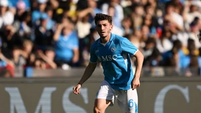 Impantati in Laguna: il Napoli non va oltre lo 0-0 a Venezia e sciupa l'occasione sorpasso. Radu MVP