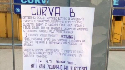 Foto - Napoli-Juve, il messaggio della Curva B: "Al San Paolo tutti con la sciarpa azzurra"