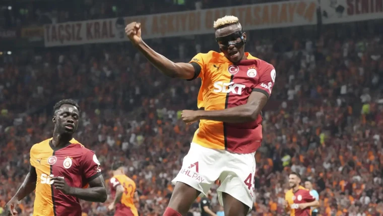 Galatasaray, Osimhen, irrompe l’Arsenal: il Napoli guarda interessato alla possibile asta sul nigeriano