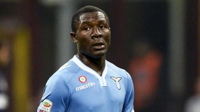 Lazio, ceduto Minala in prestito in Cina: il comunicato biancoceleste