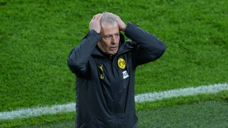 Newcastle, ufficiale l'esonero del tecnico Bruce. Per la successione in pole Favre