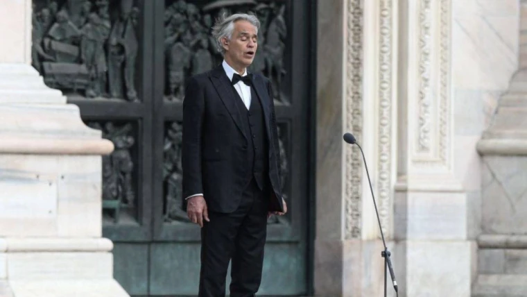Coronavirus, Bocelli dona il plasma: "Ho avuto il Covid-19"