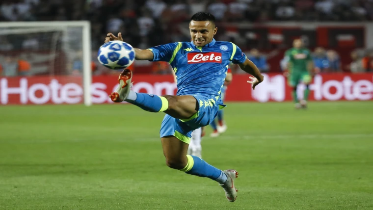 Ounas elogiato da tutti i quotidiani: "Il migliore in campo, illumina la notte europea"