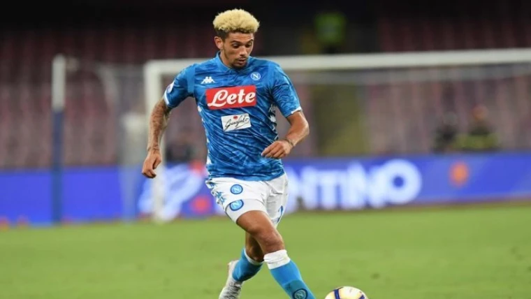 Titolare contro la Lazio, Malcuit carica l'ambiente: "Forza Napoli"