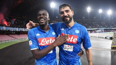 Attesa per Koulibaly, ma Ancelotti può perdere anche Albiol: la situazione