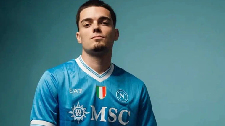 Leverkusen, Gutierrez è il primo nome per la fascia: il Napoli fissa il prezzo