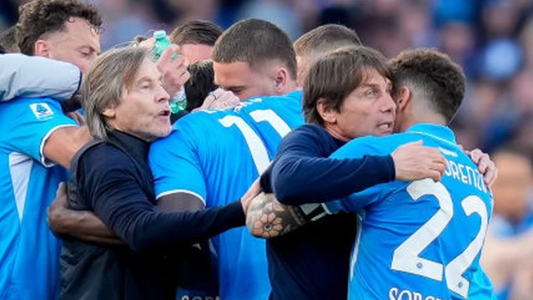 Napoli, il silenzio dei calciatori dopo Conte alimenta il dibattito: nessun saluto social, poche parole e molte domande