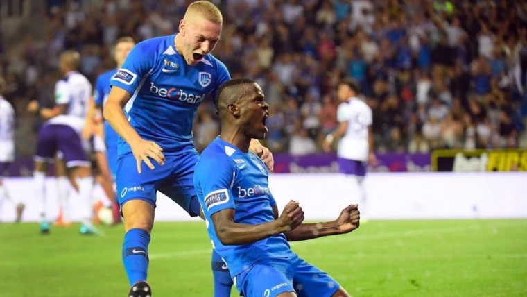 Genk, Samatta: "Vogliamo fare bella figura innanzi ai nostri tifosi. Mertens è il più pericoloso del Napoli" (ESCLUSIVA)