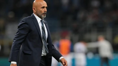 Italia, Spalletti: "Napoli ancora in corsa per lo Scudetto". E lancia una "frecciata" a De Laurentiis...