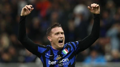 Inter, Zielinski rilancia le ambizioni: "Vogliamo vincere tutto". E su Lautaro: "Spero segni anche in finale"