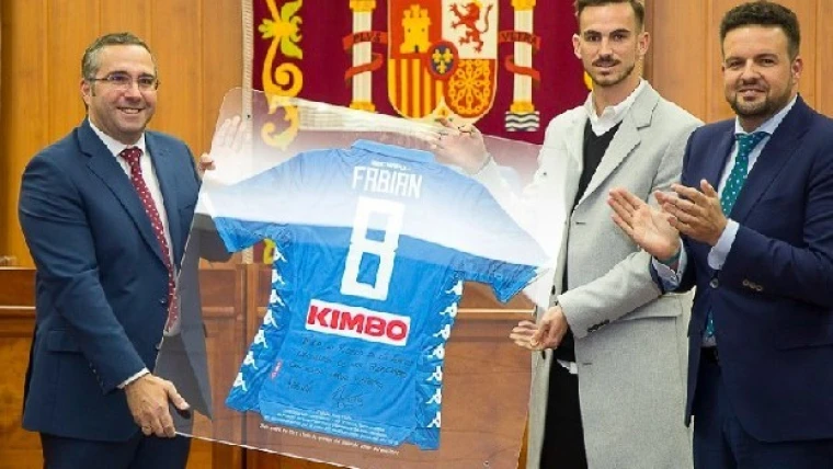 Los Palacios y Villafranca, il Sindaco: "Fabian merita tutto, giusto il premio! Sarà convocato in Nazionale maggiore..."