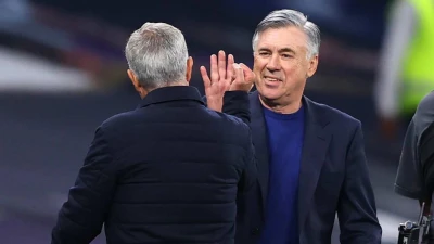 Real Madrid, Ancelotti sulla vicenda Mbappé: "Abbassarmi lo stipendio per lui?"