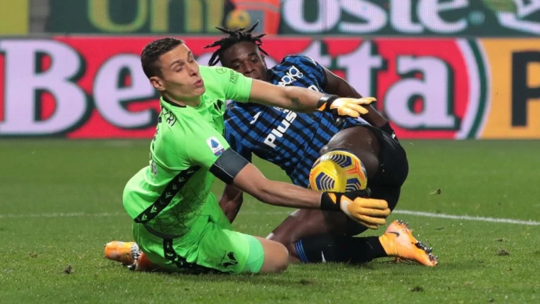 Udinese, Silvestri punta sugli azzurri: "Sarà dura riprendere il Napoli lassù"