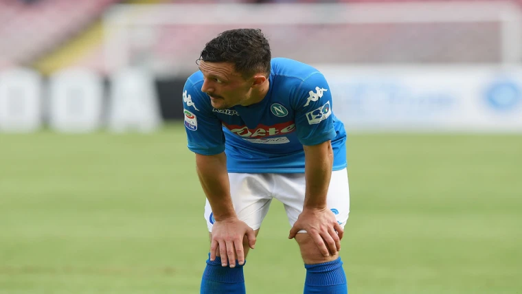 Ultim’ora: Infortunio per Mario Rui! Garcia costretto al cambio nel corso del primo tempo di Napoli-Spal