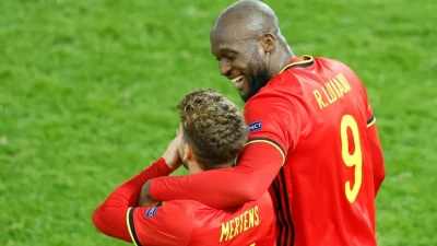 Dal Belgio, "Lukaku, chiama Mertens per i migliori ristoranti". E lui risponde: "Già fatto"