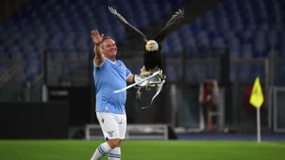 Lazio, l’ex falconiere ritorna sul licenziamento: “Dovranno trovare un altro motivo legale per mandarmi via”