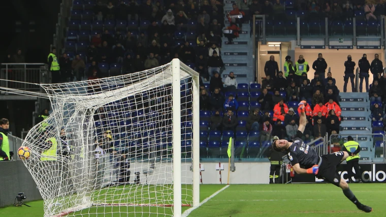 VIDEO - Mario Rui, ma se fai goal così...
