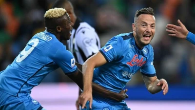 Repubblica- Napoli, Osimhen prima del gol sembrava un altro giocatore! Anche De Laurentiis in ansia…