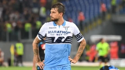 Acerbi: "Non si possono fermare tutte le partite, bisogna fare qualcosa di drastico"