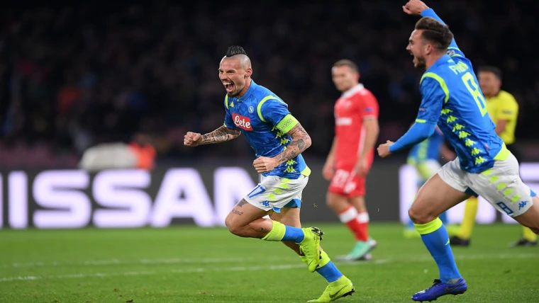 Marek Hamsik esulta dopo un gol