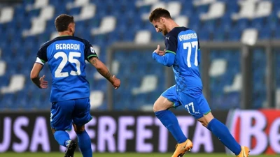 Sassuolo, Kyriakopoulos salterà il Napoli: il terzino greco è stato espulso per proteste al triplice fischio con la Juve