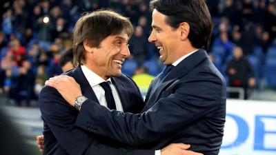 Napoli, Conte alleggerisce la pressione: occhio all'Inter però