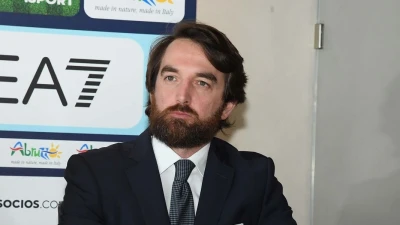 Napoli 100, la città si veste d’azzurro: Bianchini svela il grande spettacolo del Centenario tra leggende, musica e identità
