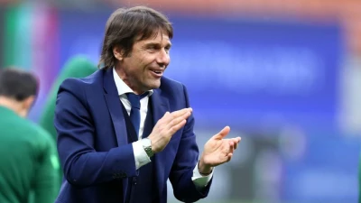 Napoli, Conte spegne tutte le voci: "La squadra è con me e io con loro"