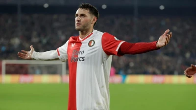 Lazio, riflettori puntati sull'attacco: piace un nome dalla Serie A per il ruolo di centravanti