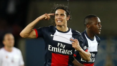 De Laurentiis: "Stimo Cavani, ma non verrá: non incantiamo nessuno"