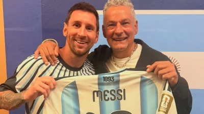 Messi omaggia Baggio con la maglia dell'Argentina: il messaggio emoziona i tifosi