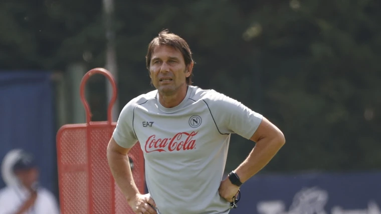 Gazzetta - Napoli, Conte vuole dare subito un segnale di forza contro la Fiorentina