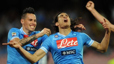 Ed è rete: si gonfia la rete, episodio 2 - Il pallonetto di Cavani