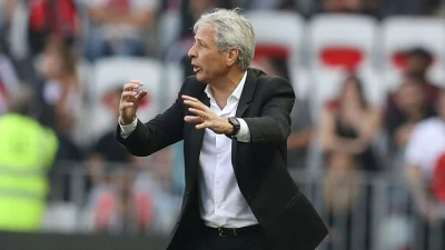 Nizza, Favre: 'Un centrocampista in più per arginare questo Napoli'