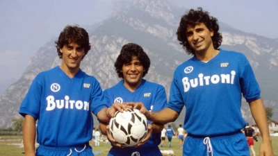 De Napoli: "L'assenza di Osimhen non ci voleva, ma Kvara può essere decisivo"