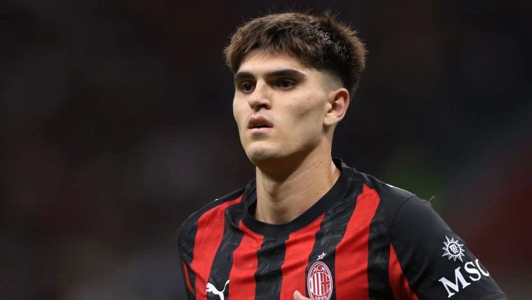 Milan travolto: 0-3 con l’Udinese tra errori e fischi