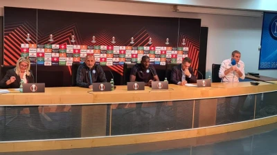 Napoli-Barcellona, Spalletti: "Chi non lotta ha già perso. Non vogliamo abbassarci al loro gioco. Maradona sarà dalla nostra parte"