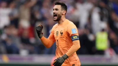 Francia, Lloris annuncia l'addio alla nazionale: adesso tocca a Maignan