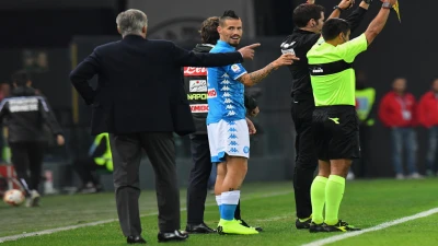 FOTO - Aquapetra: "Grazie capitano" il sorriso di Hamsik