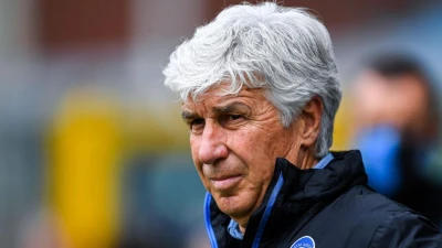 Roma, ufficializzati i tempi di recupero per Wesley: ecco quanto starà fuori il brasiliano