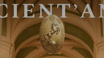 Pe' cient'anne: cento anni di Napoli, il romanzo azzurro di una città senza tempo