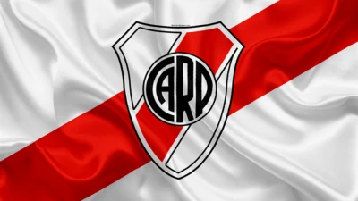 Mastantuono, la stellina del River Plate che incanta l'Europa: sfida tra i top club per il suo futuro