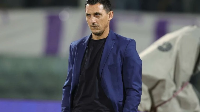 Fiorentina, Burdisso lascerà i viola a fine stagione: vuole tornare a fare il ds
