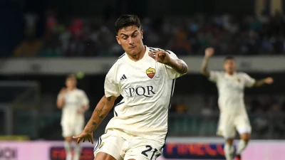 Roma, diversi dubbi in vista dell’Europa League: Soule a parte, terapie per Dybala e Dovbyk